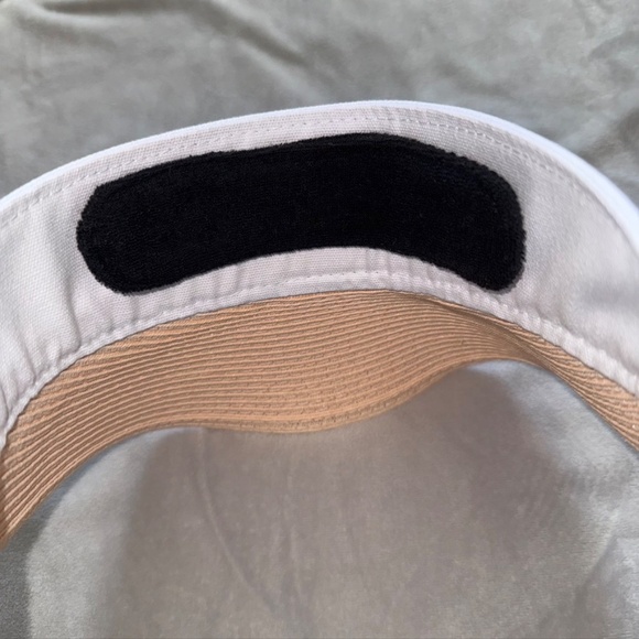 Nordstrom Rack Sun Visor - Picture 3 of 3